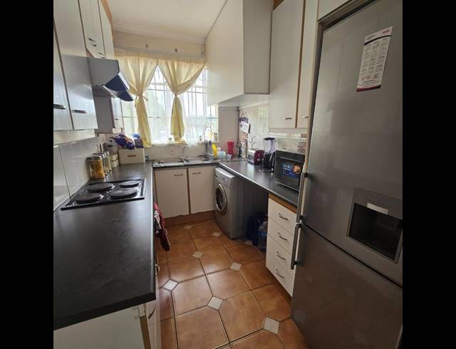 2 BEDROOM APARTMENT FOR SALE IN LYNDHURST